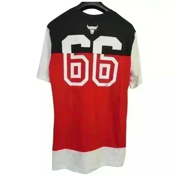 Adidas Originals Hardwood Classics Chicago Bulls SS Shirt Black Red White NWT - Picture 3 of 12